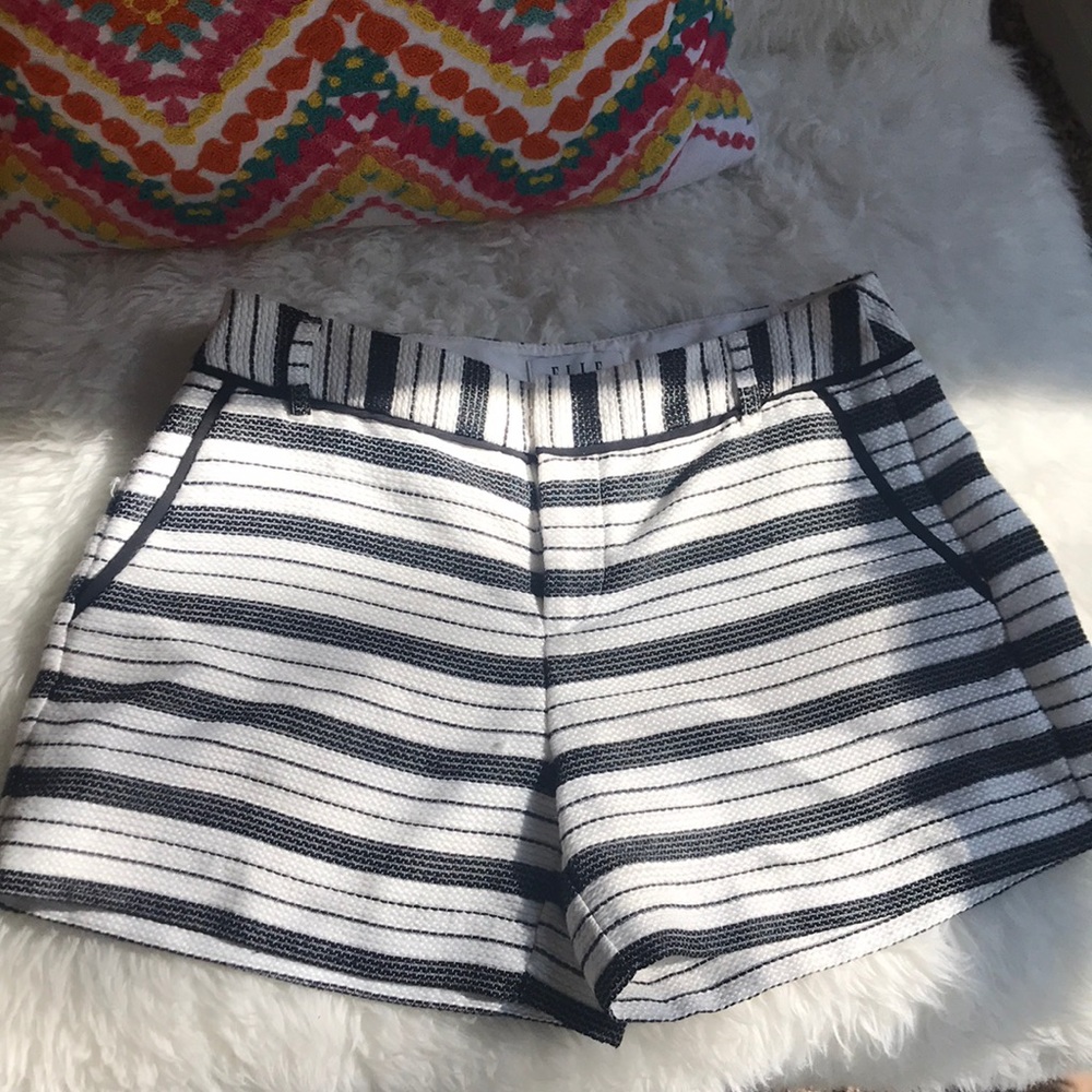 🌼LAST CHANCE🌼 Striped shorts